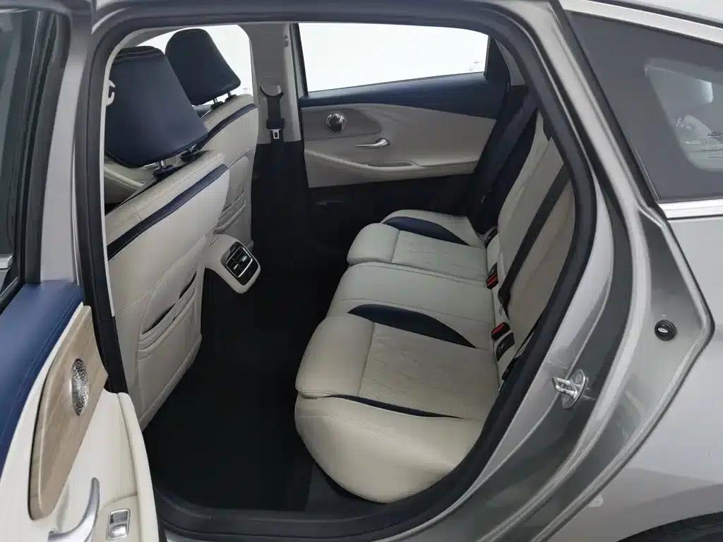 Chery Arrizo 8 2022 1.6T DCT Elegance — миниатюра 15