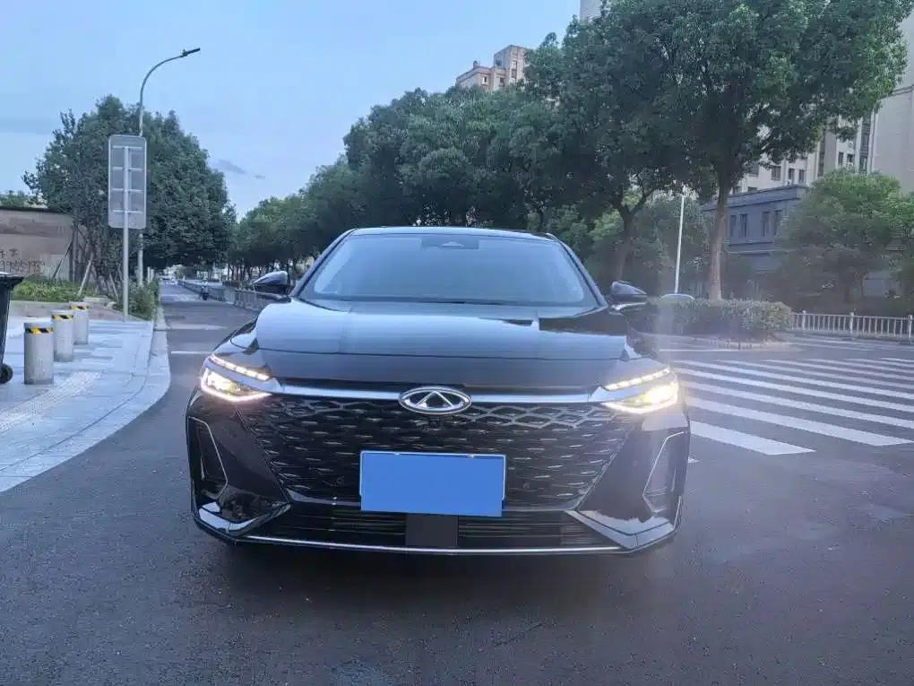 Chery Arrizo 8 2022 1.6T DCT Premium — миниатюра 2