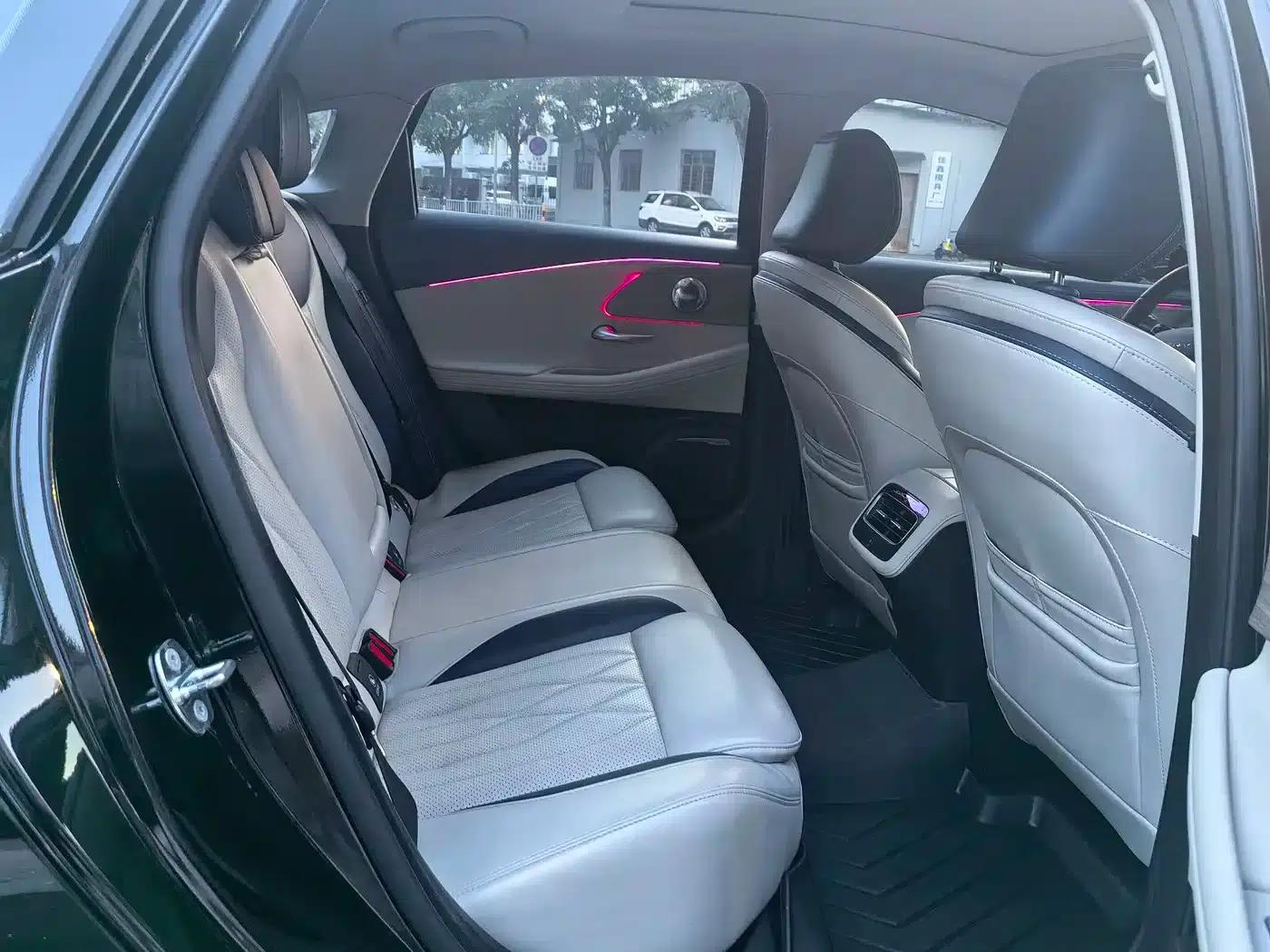 Chery Arrizo 8 2022 1.6T DCT Premium — миниатюра 11