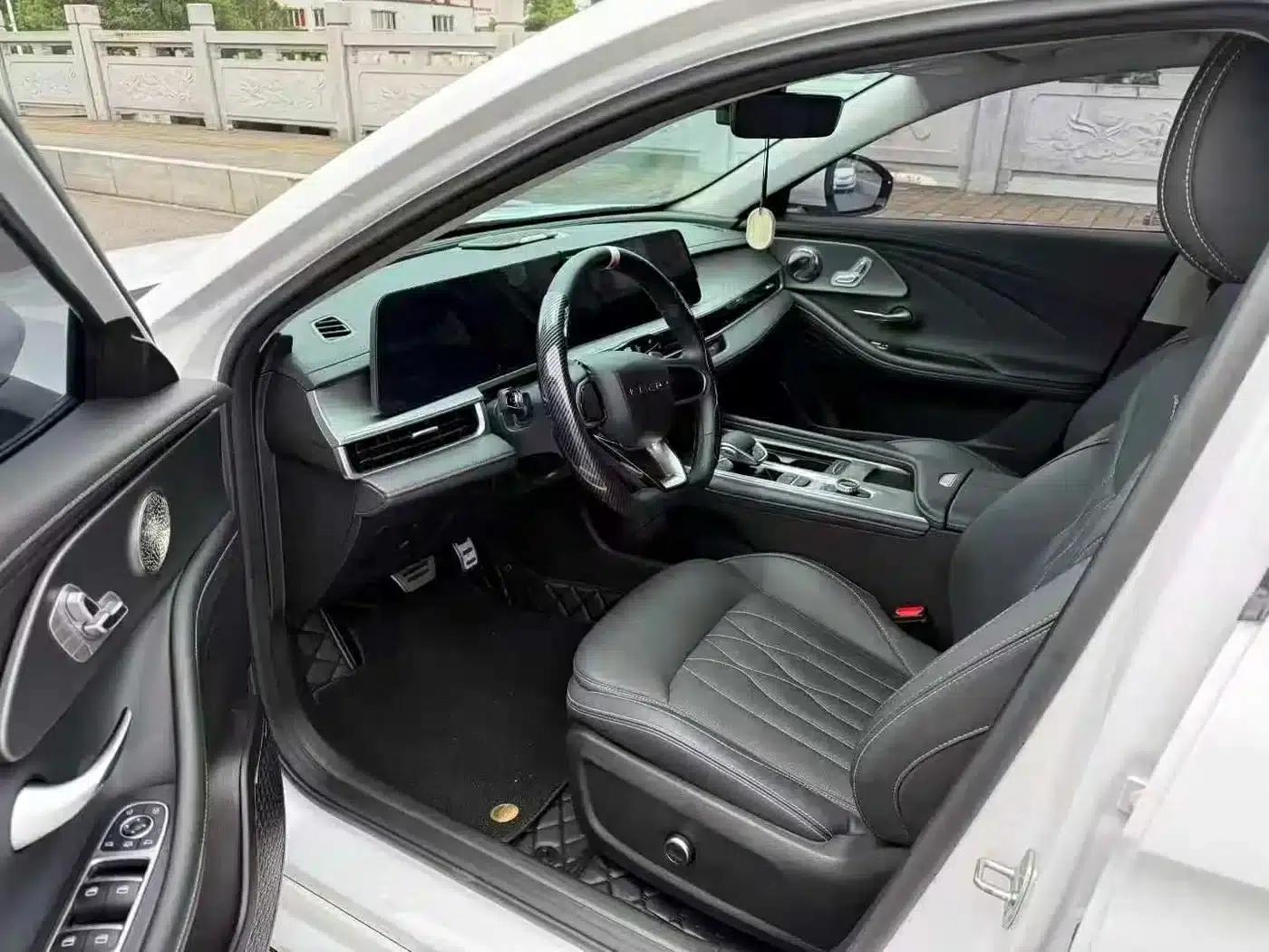 Chery Arrizo 8 2023 High-Performance Edition 2.0T DCT — миниатюра 4