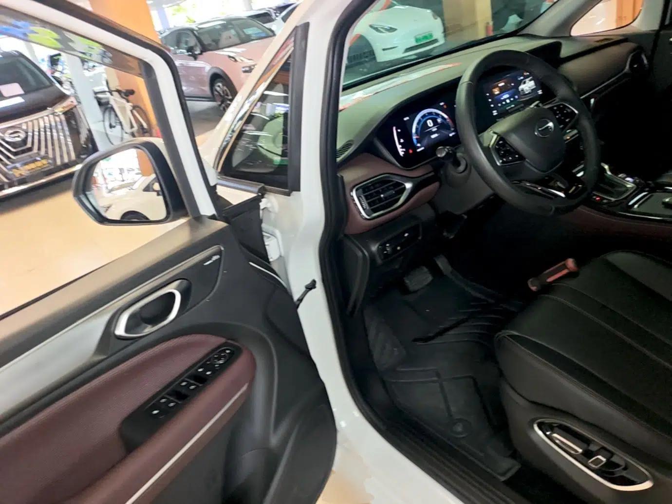 GAC Trumpchi M6 2023 PRO 270T DCT Luxury Edition — миниатюра 18