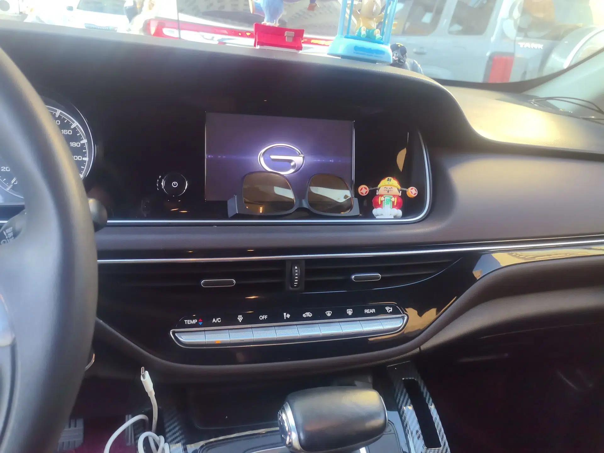 GAC Trumpchi M6 2019 270T Automatic Luxury Edition (7-seater) China V Standard — миниатюра 13