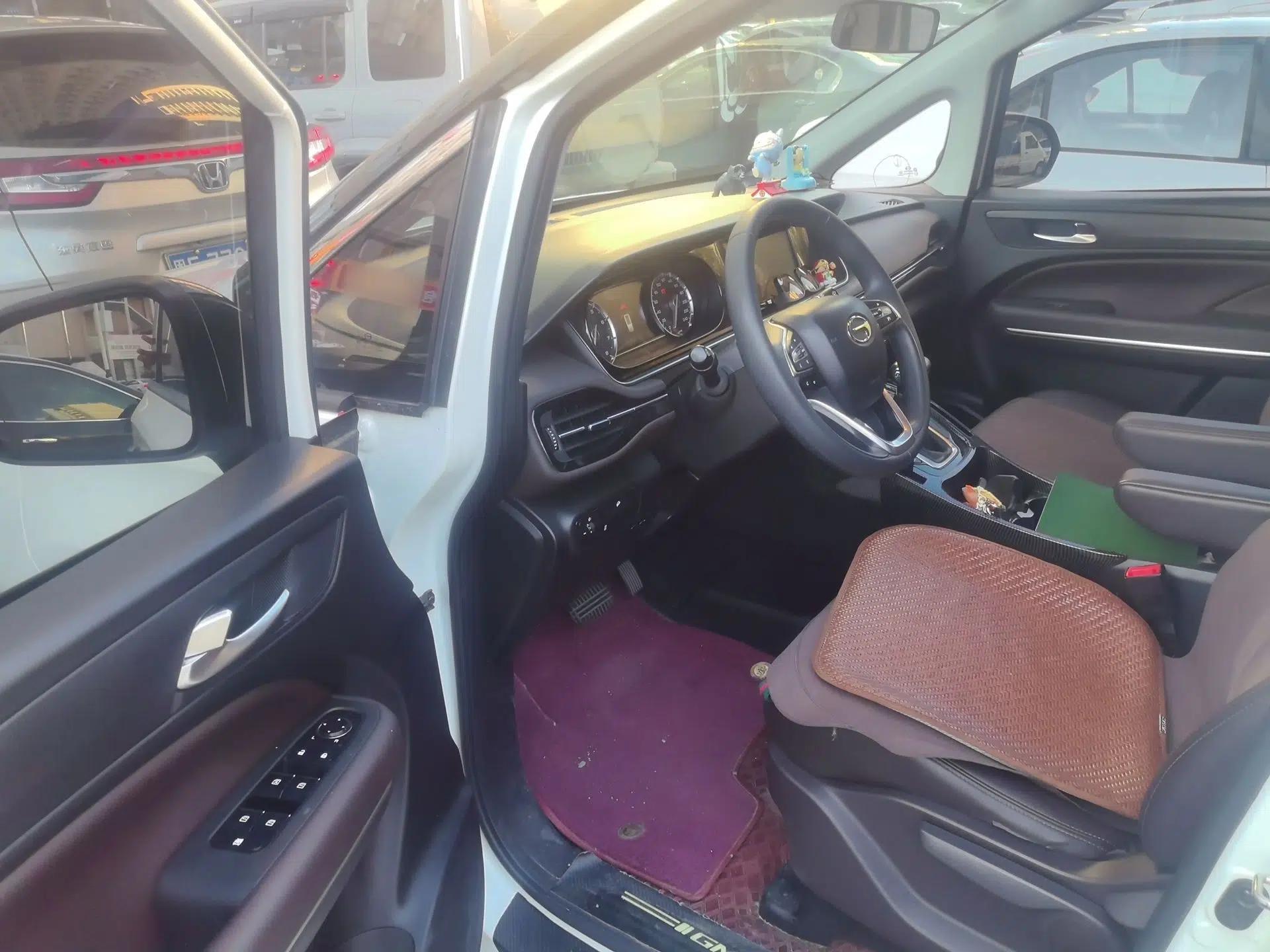 GAC Trumpchi M6 2019 270T Automatic Luxury Edition (7-seater) China V Standard — миниатюра 16