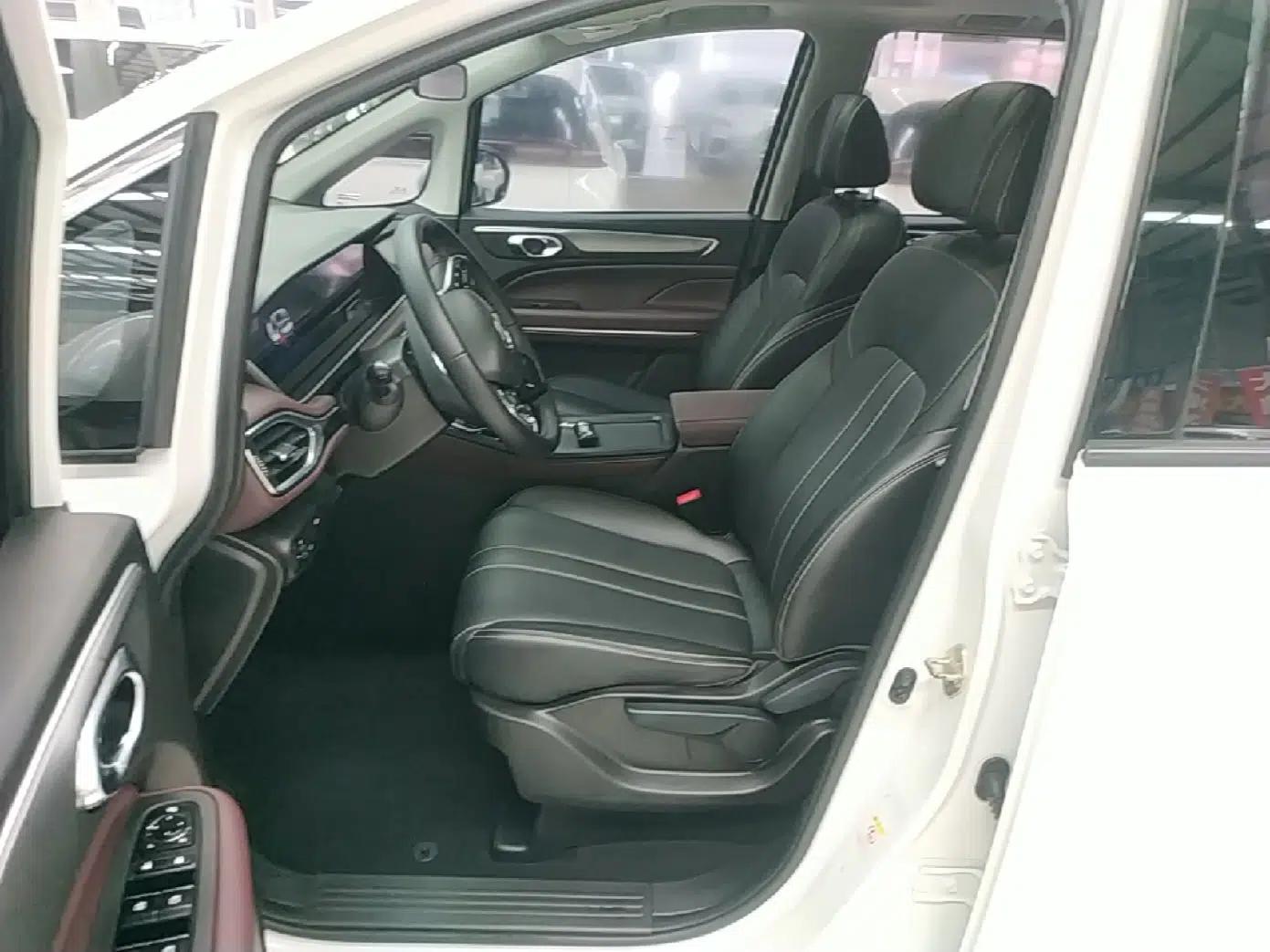 GAC Trumpchi M6 2021 PRO 270T DCT Elite Edition — миниатюра 17