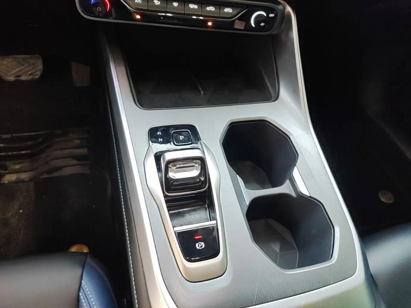 GAC Trumpchi GS3 2023 Shadow Speed 270T Enjoyment Edition — миниатюра 16