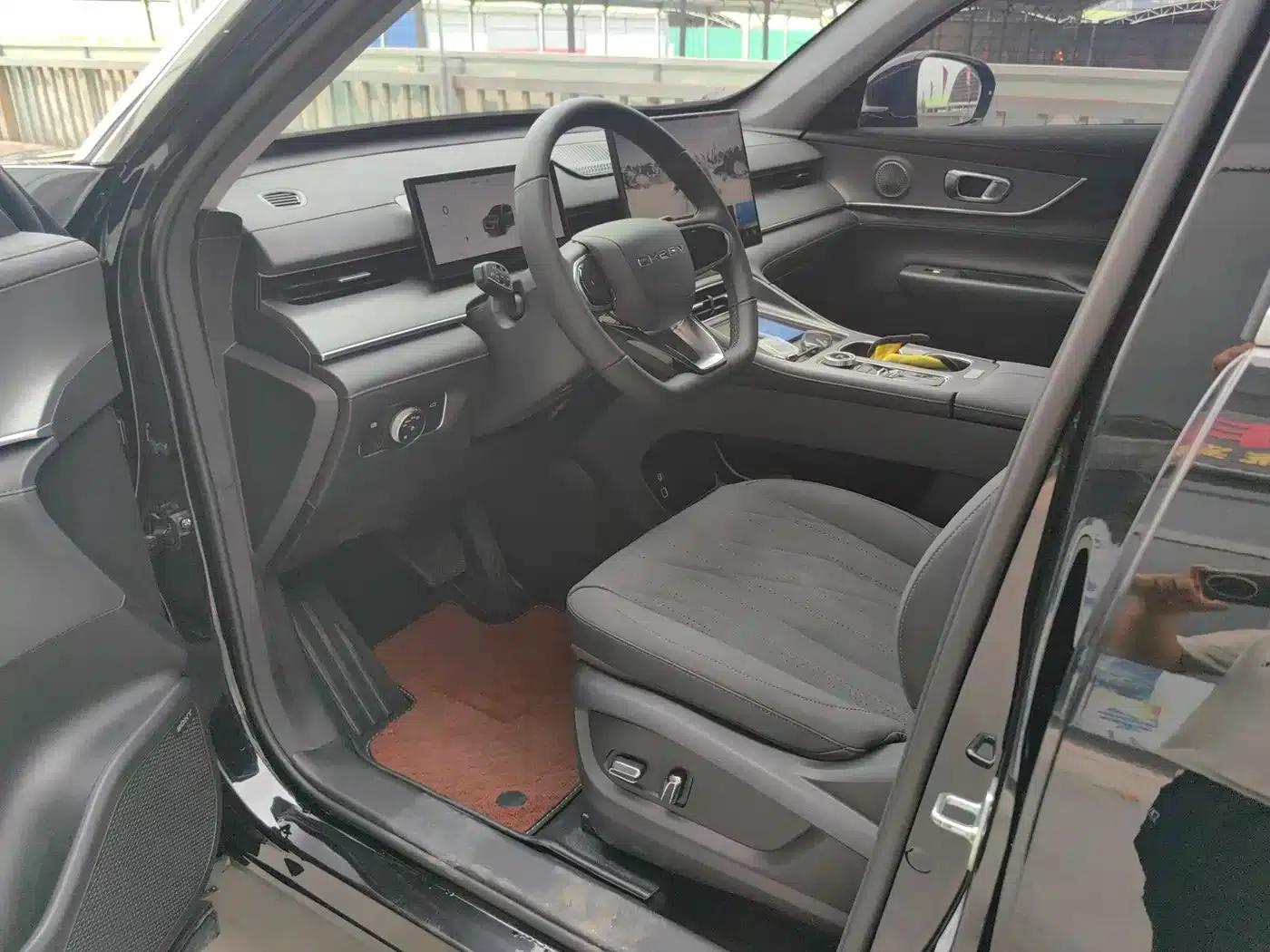 Chery Tiggo 8 PLUS 2025 290TGDI DCT Deluxe Edition — миниатюра 15
