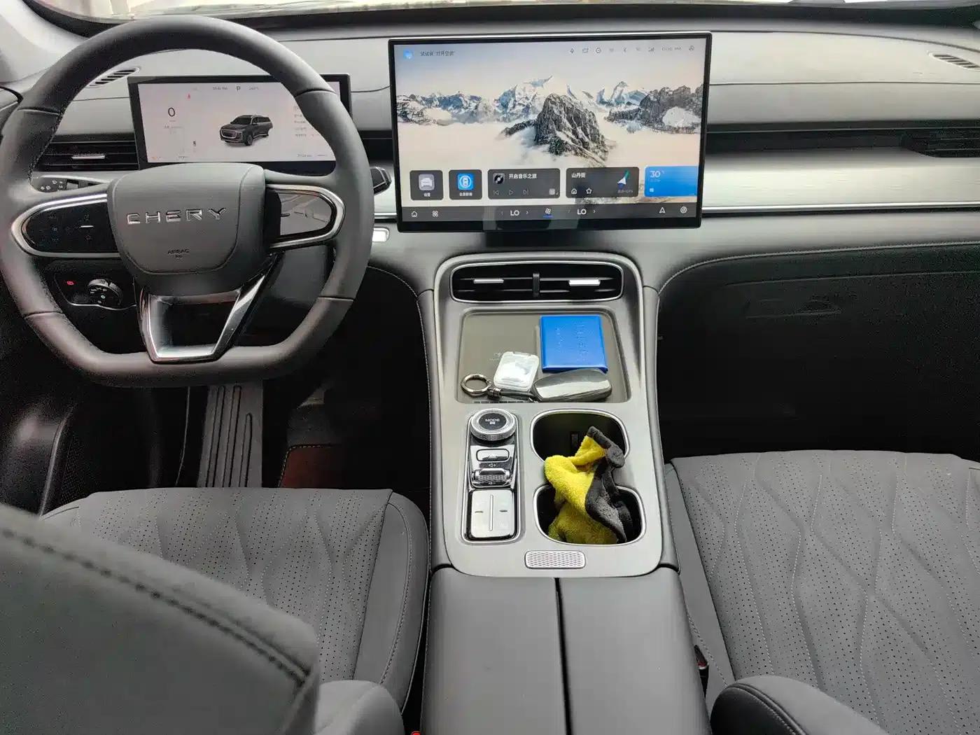 Chery Tiggo 8 PLUS 2025 290TGDI DCT Deluxe Edition — миниатюра 10