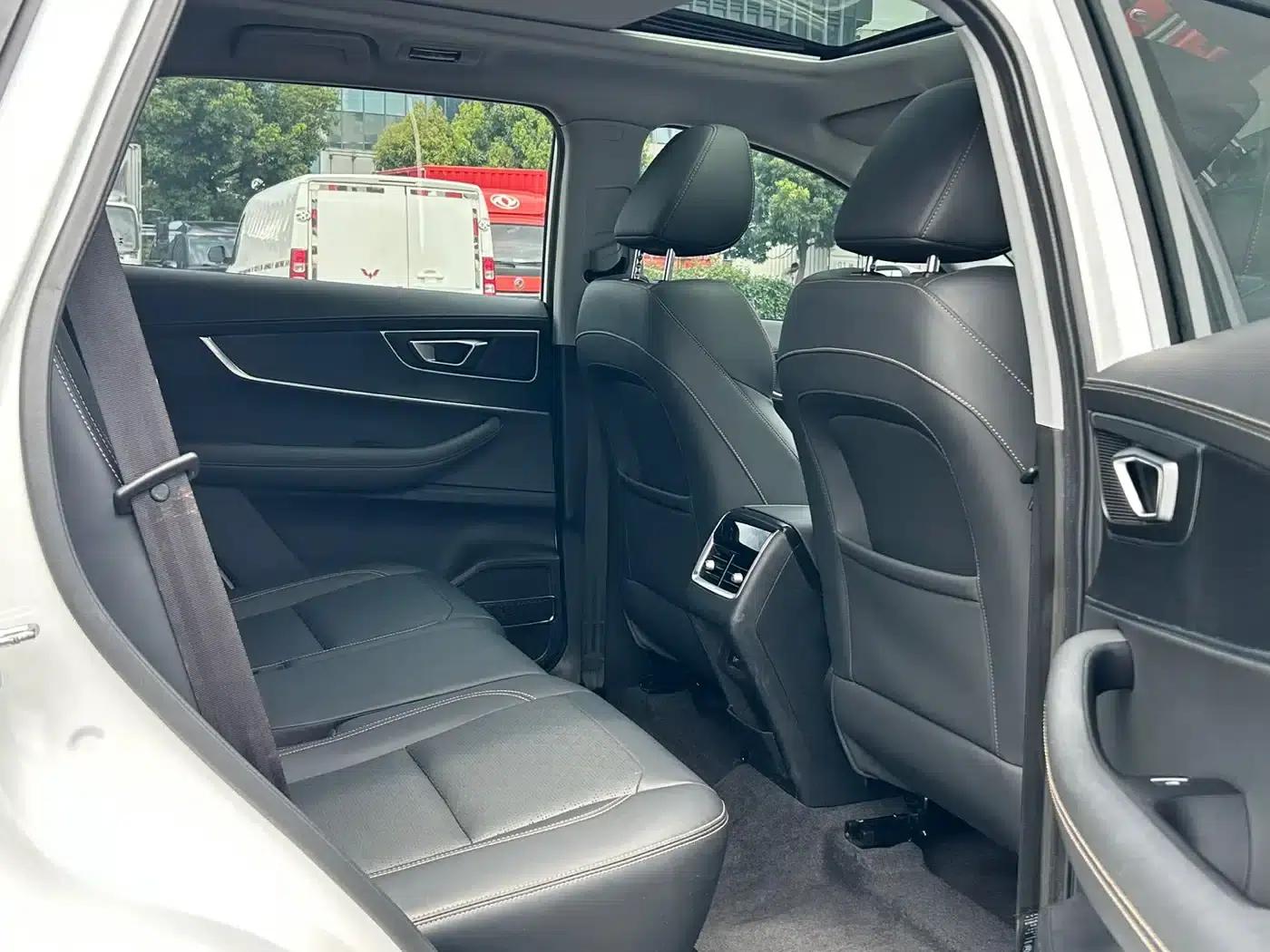 Chery Tiggo 8 2022 1.5TCI Automatic Premium Edition 7-Seater — миниатюра 11