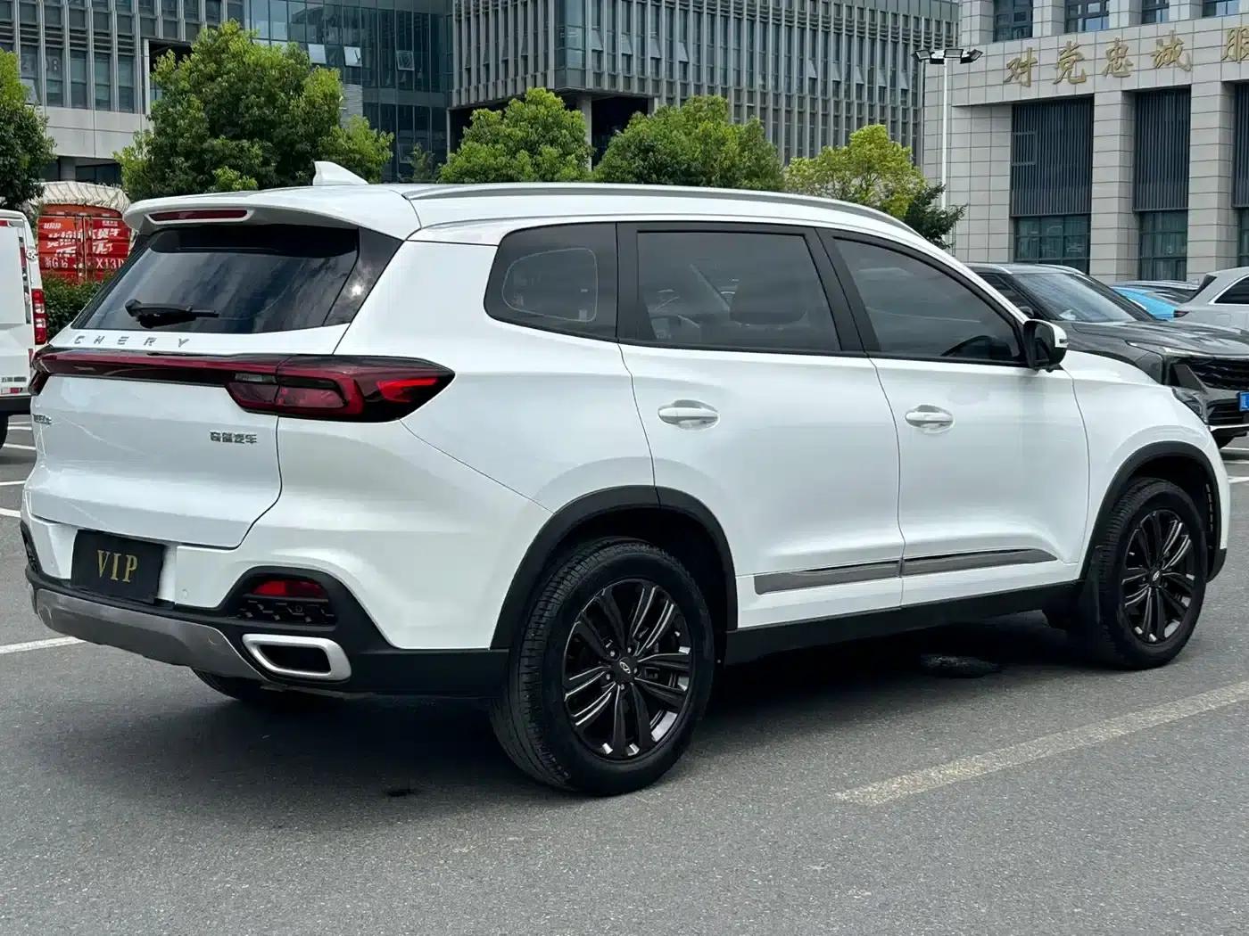 Chery Tiggo 8 2022 1.5TCI Automatic Premium Edition 7-Seater — миниатюра 13