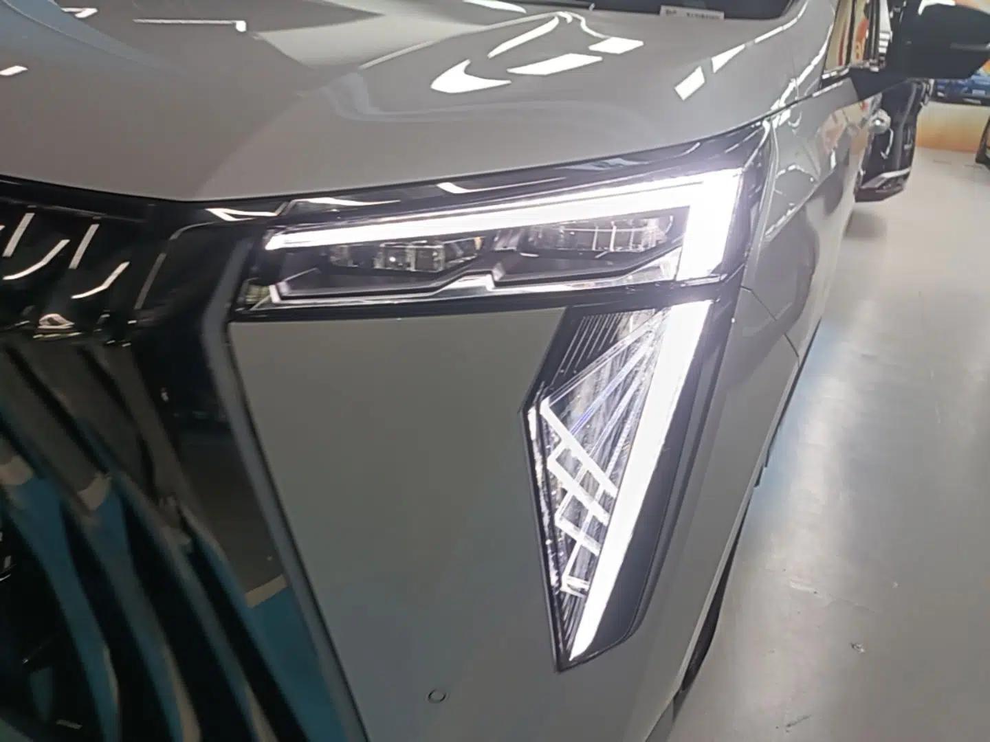 GAC Trumpchi E9 2023 E9 Championship Edition — миниатюра 8