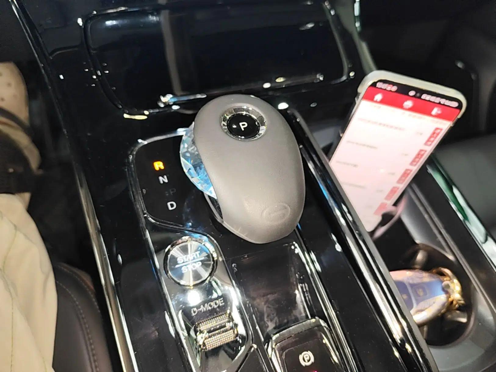 GAC Trumpchi E9 2023 E9 Championship Edition — миниатюра 21