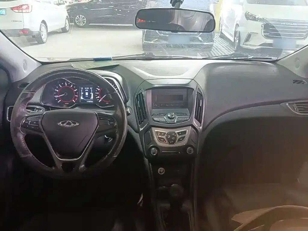 Chery Arrizo 5 2017 1.5L Manual Trendsetter Edition — миниатюра 10