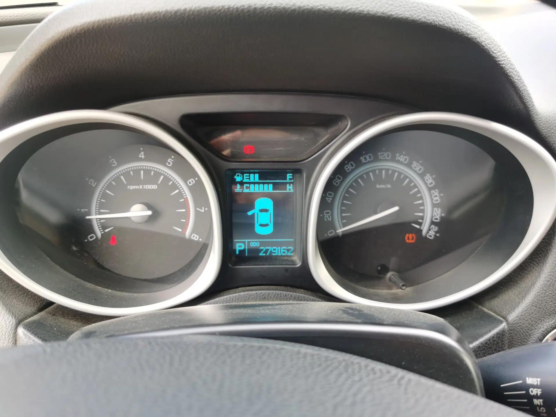GAC Trumpchi GS5 2012 2.0L Automatic Two-Wheel Drive Luxury Edition — миниатюра 11