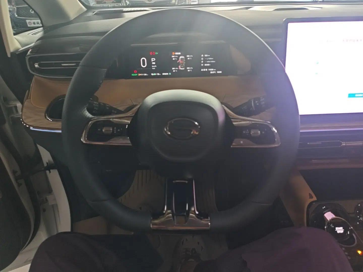 GAC Trumpchi E8 New Energy 2024 150km Longteng Glorious+ — миниатюра 13