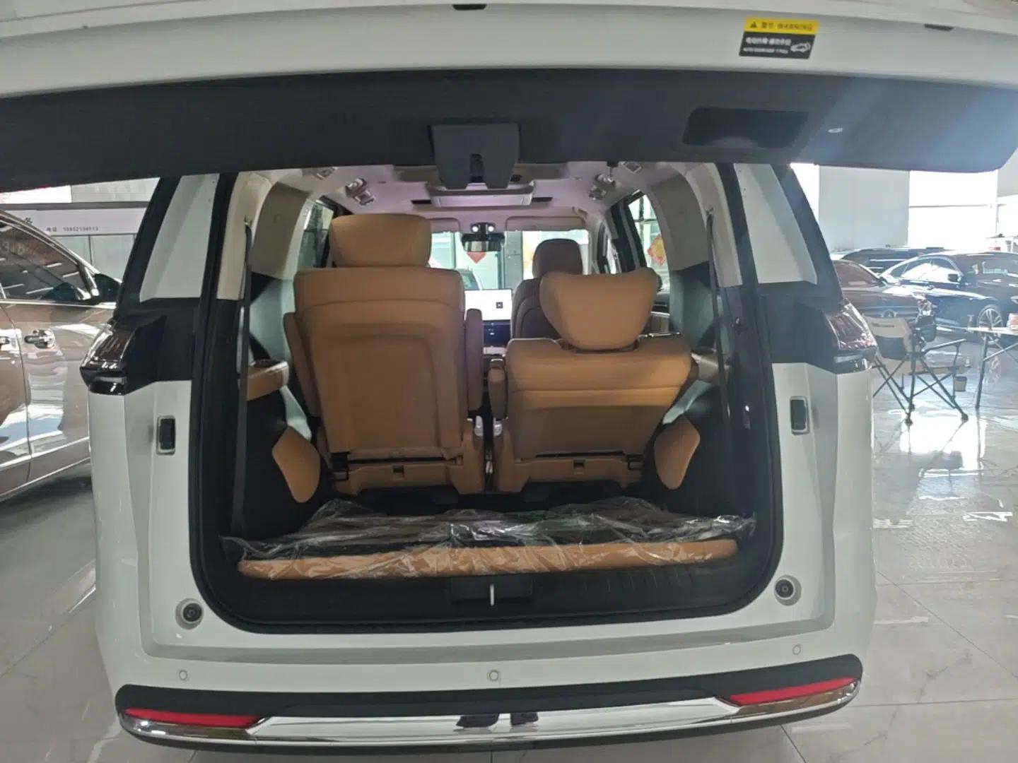 GAC Trumpchi E8 New Energy 2024 150km Longteng Glorious+ — миниатюра 22