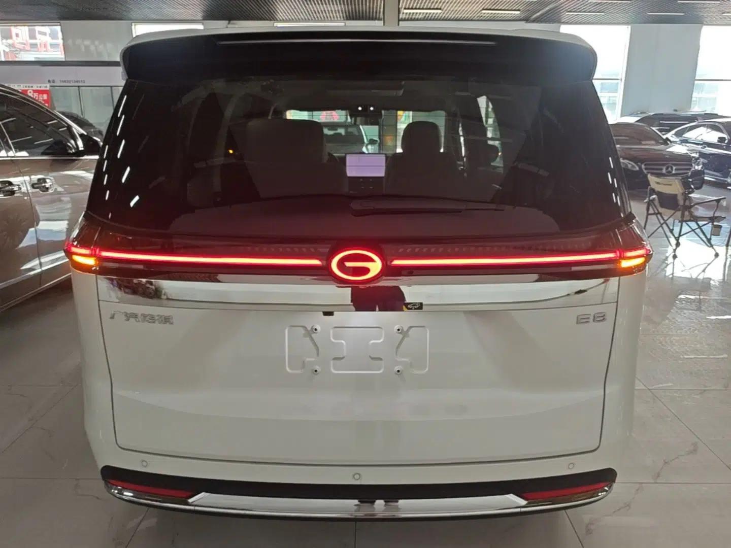 GAC Trumpchi E8 New Energy 2024 150km Longteng Glorious+ — миниатюра 5
