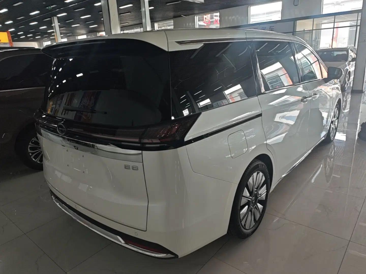 GAC Trumpchi E8 New Energy 2024 150km Longteng Glorious+ — миниатюра 6
