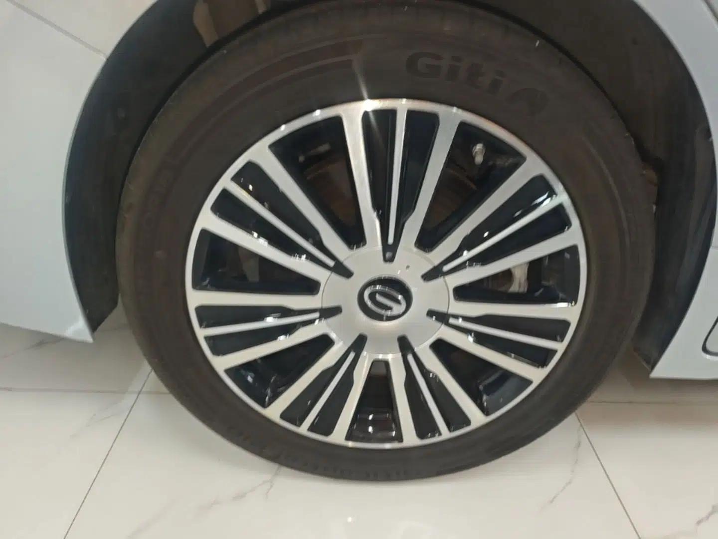 GAC Trumpchi E8 New Energy 2024 150km MAX+ — миниатюра 11