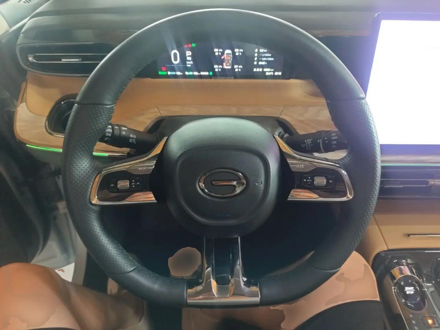 GAC Trumpchi E8 New Energy 2024 150km MAX+ — миниатюра 13