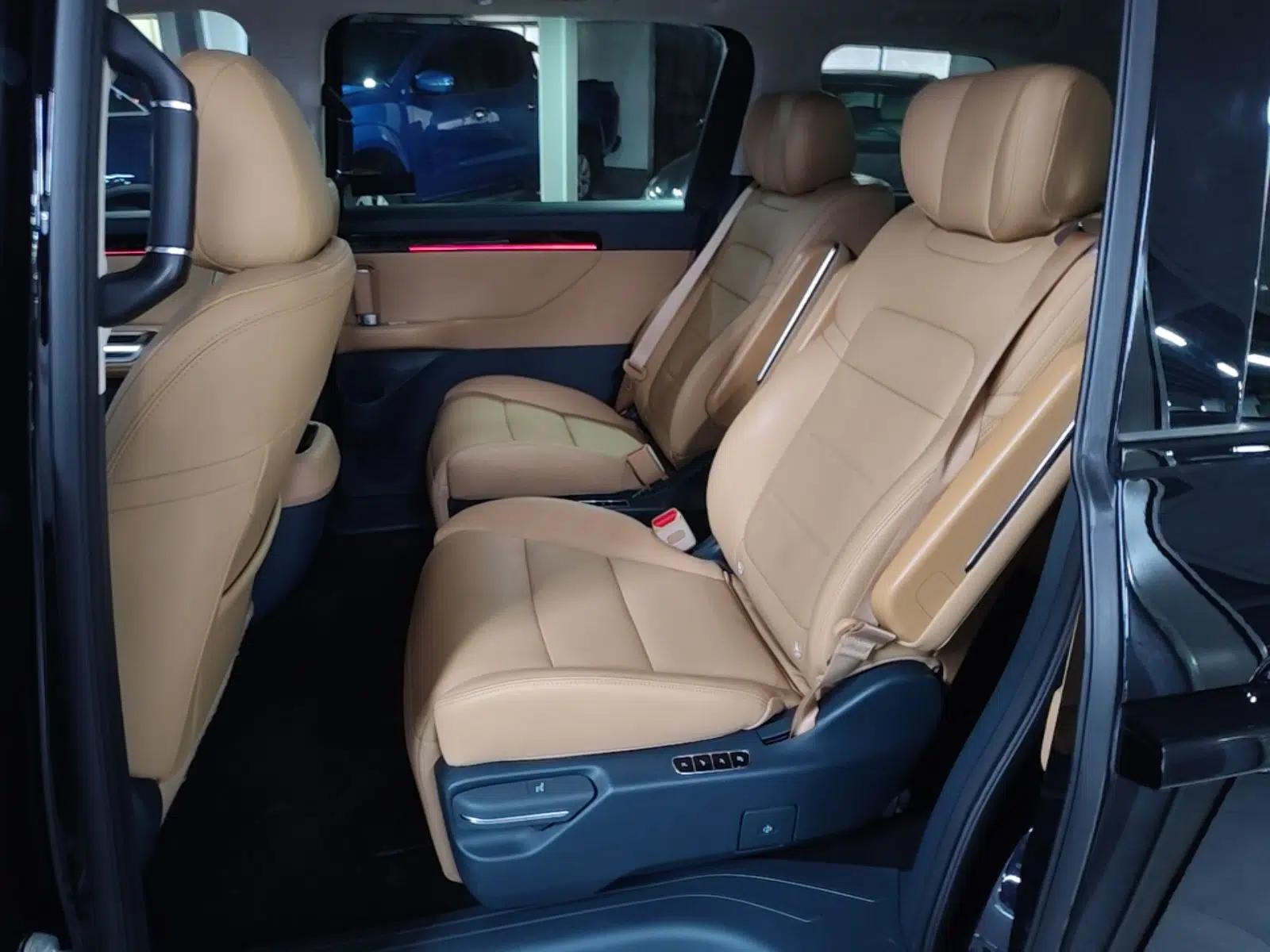 GAC Trumpchi E8 New Energy 2024 150km MAX — миниатюра 20