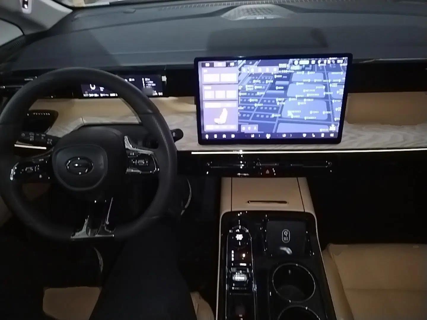 GAC Trumpchi E8 New Energy 2024 150km MAX+ — миниатюра 12