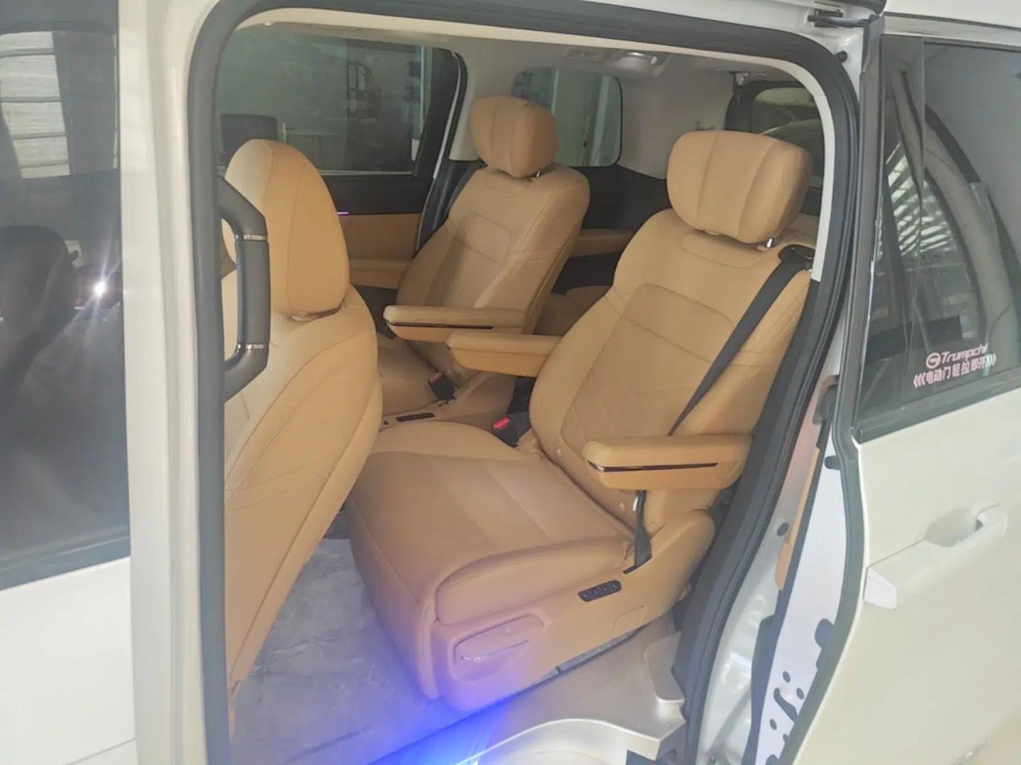 GAC Trumpchi E8 New Energy 2024 150km MAX+ — миниатюра 28