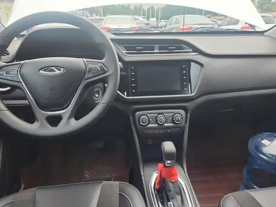Chery Tiggo 3x 2020 Premium Edition 1.5L CVT Deluxe Edition — миниатюра 12
