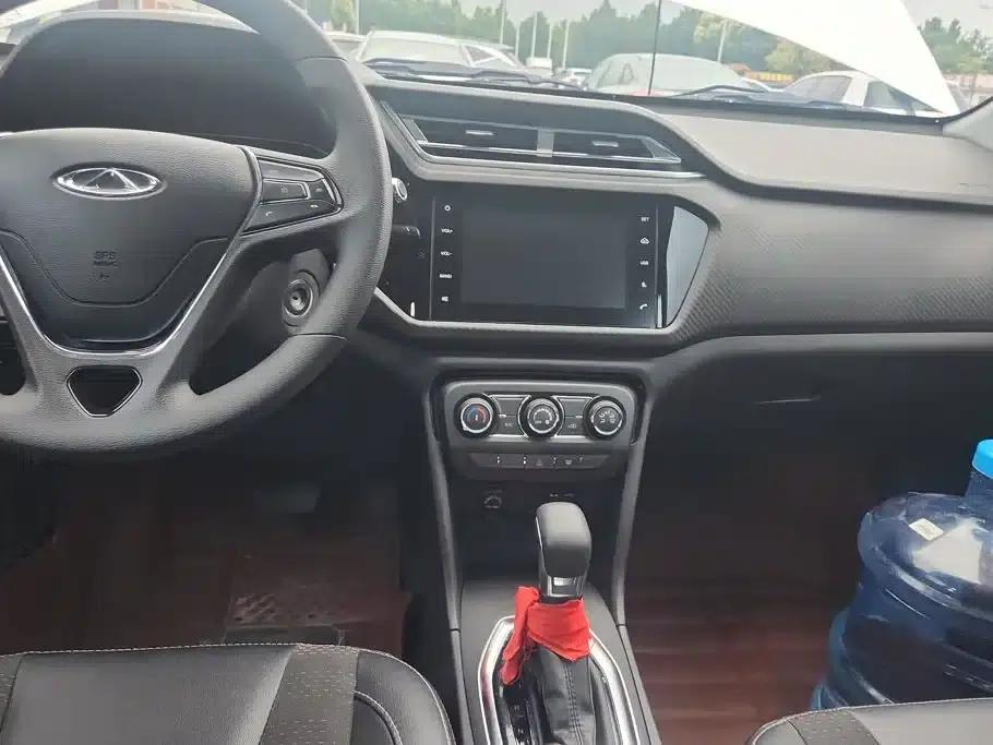 Chery Tiggo 3x 2020 Premium Edition 1.5L CVT Deluxe Edition — миниатюра 13