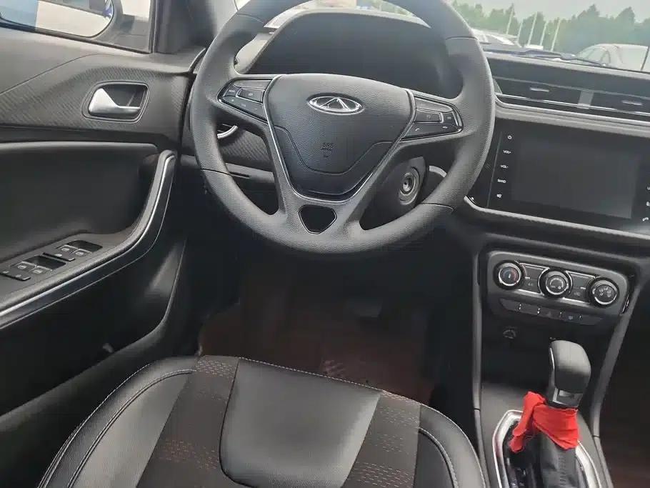 Chery Tiggo 3x 2020 Premium Edition 1.5L CVT Deluxe Edition — миниатюра 15