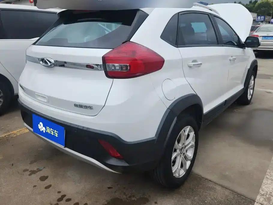 Chery Tiggo 3x 2020 Premium Edition 1.5L CVT Deluxe Edition — миниатюра 3