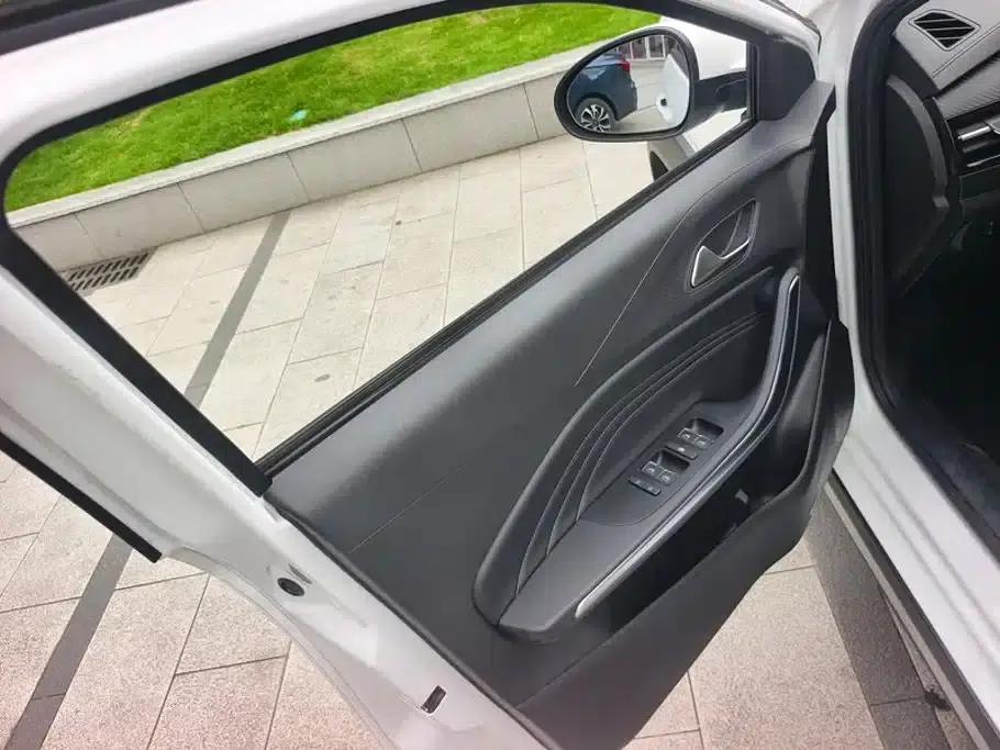 Chery Tiggo 3x 2024 1.5L CVT Premium Edition — миниатюра 7