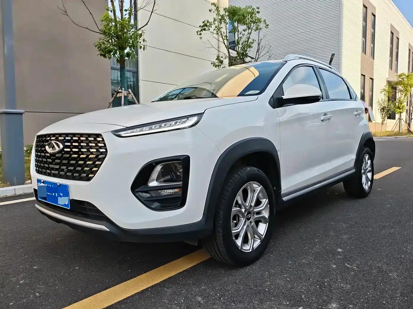 Chery Tiggo 3x 2022 PLUS 1.5L CVT Joyful Red Date Edition II — миниатюра 1