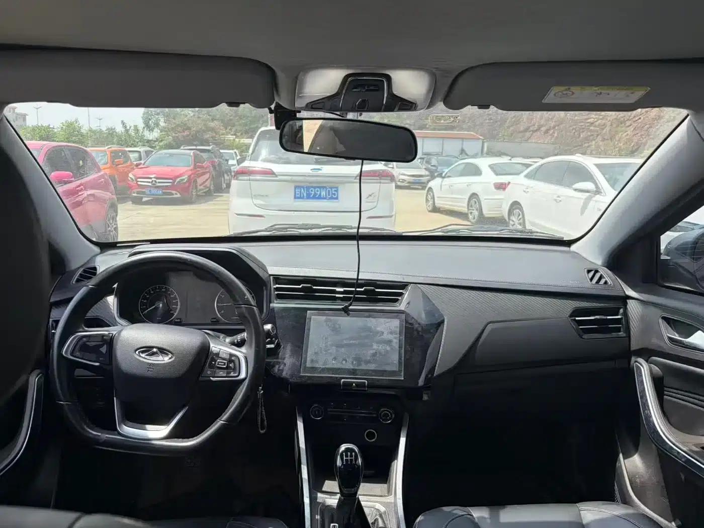 Chery Tiggo 3x 2021 PLUS 1.5L Manual Delightful Red Date Edition — миниатюра 5