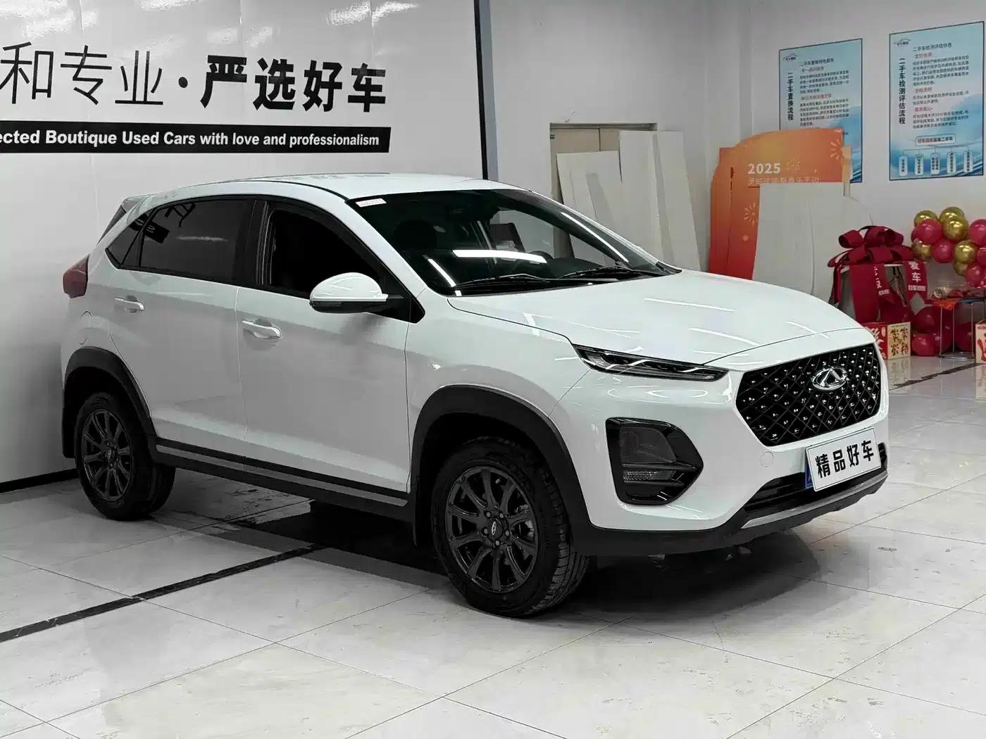 Chery Tiggo 3x 2024 1.5L CVT Premium Edition — миниатюра 3