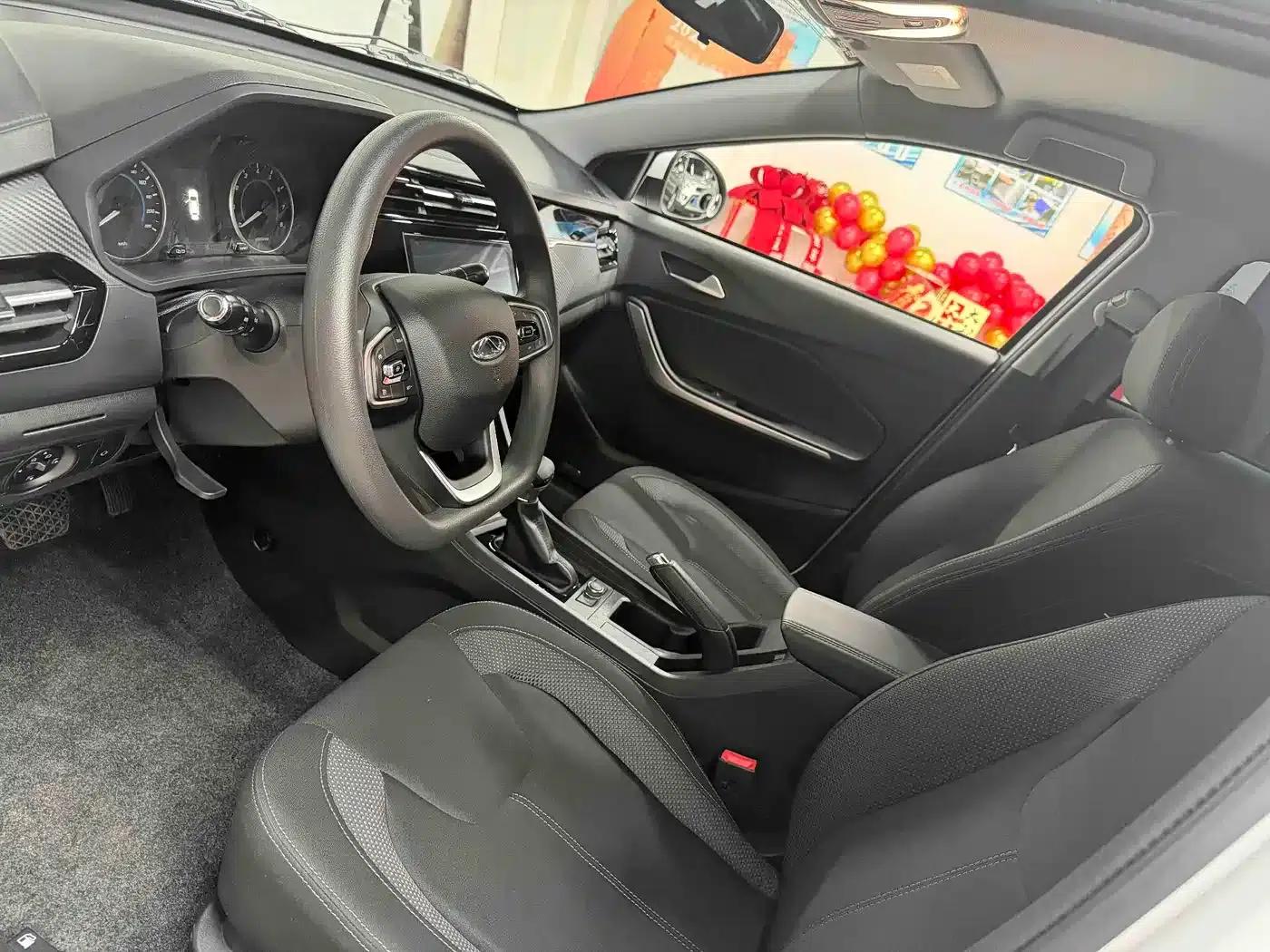 Chery Tiggo 3x 2024 1.5L CVT Premium Edition — миниатюра 7