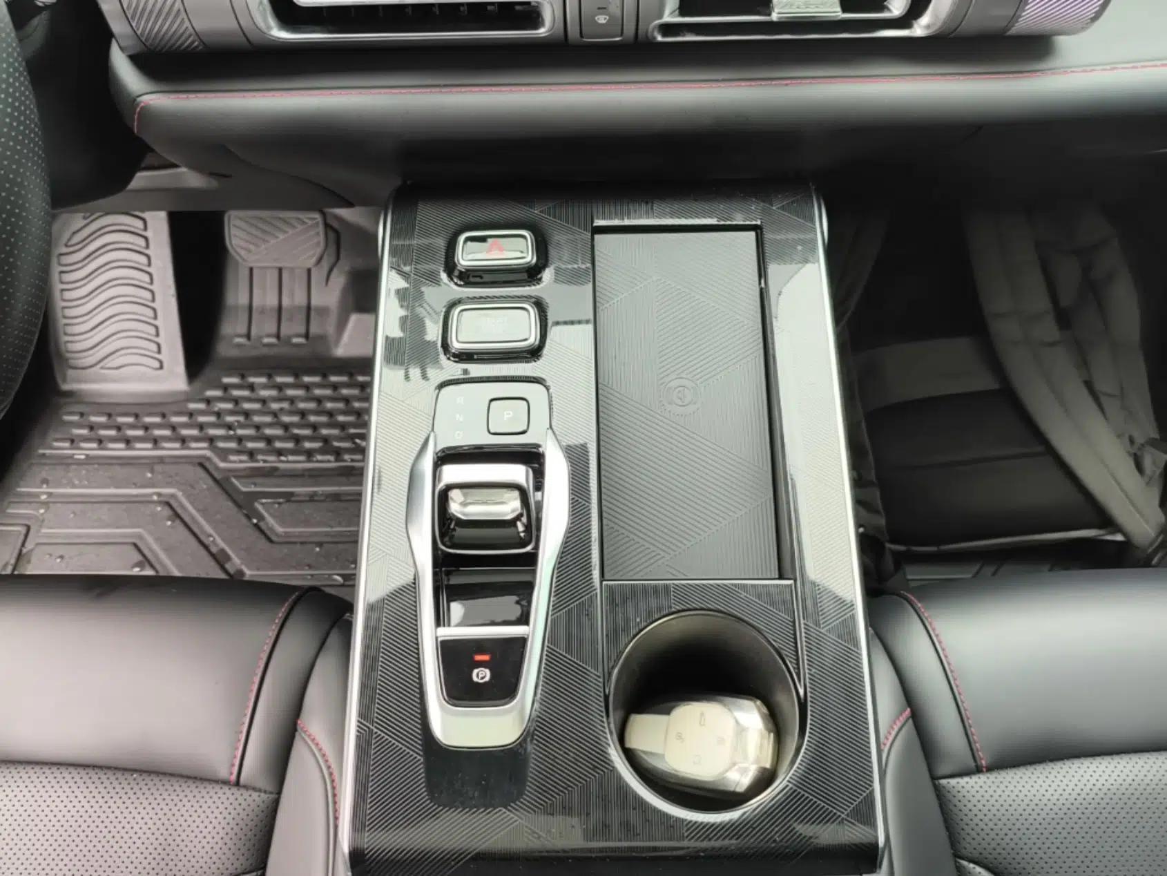 GAC Trumpchi EMKOO 2022 1.5T Supernova Max Edition — миниатюра 16