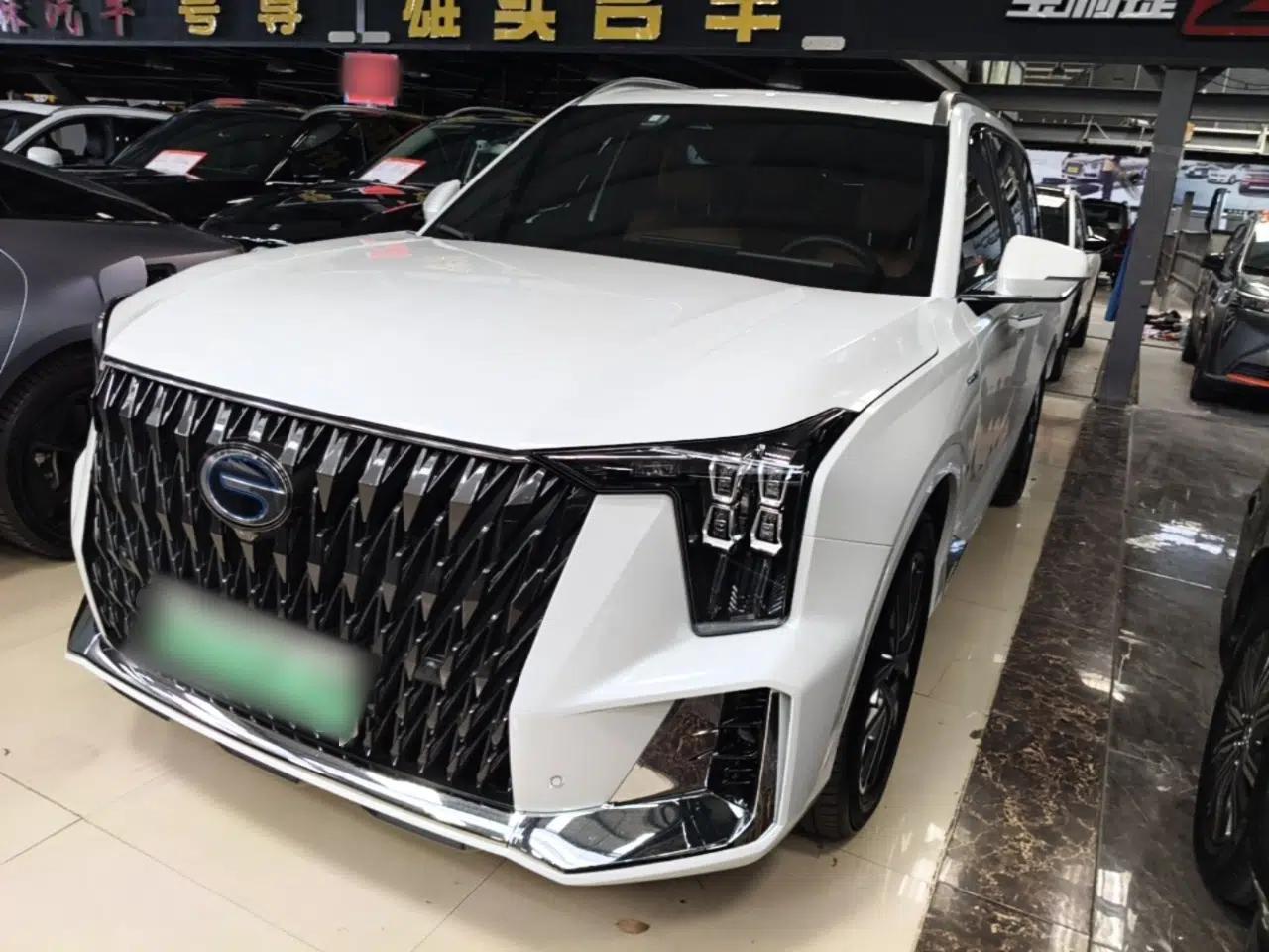 GAC Trumpchi ES9 2024 PHEV with 143 km Max — миниатюра 1