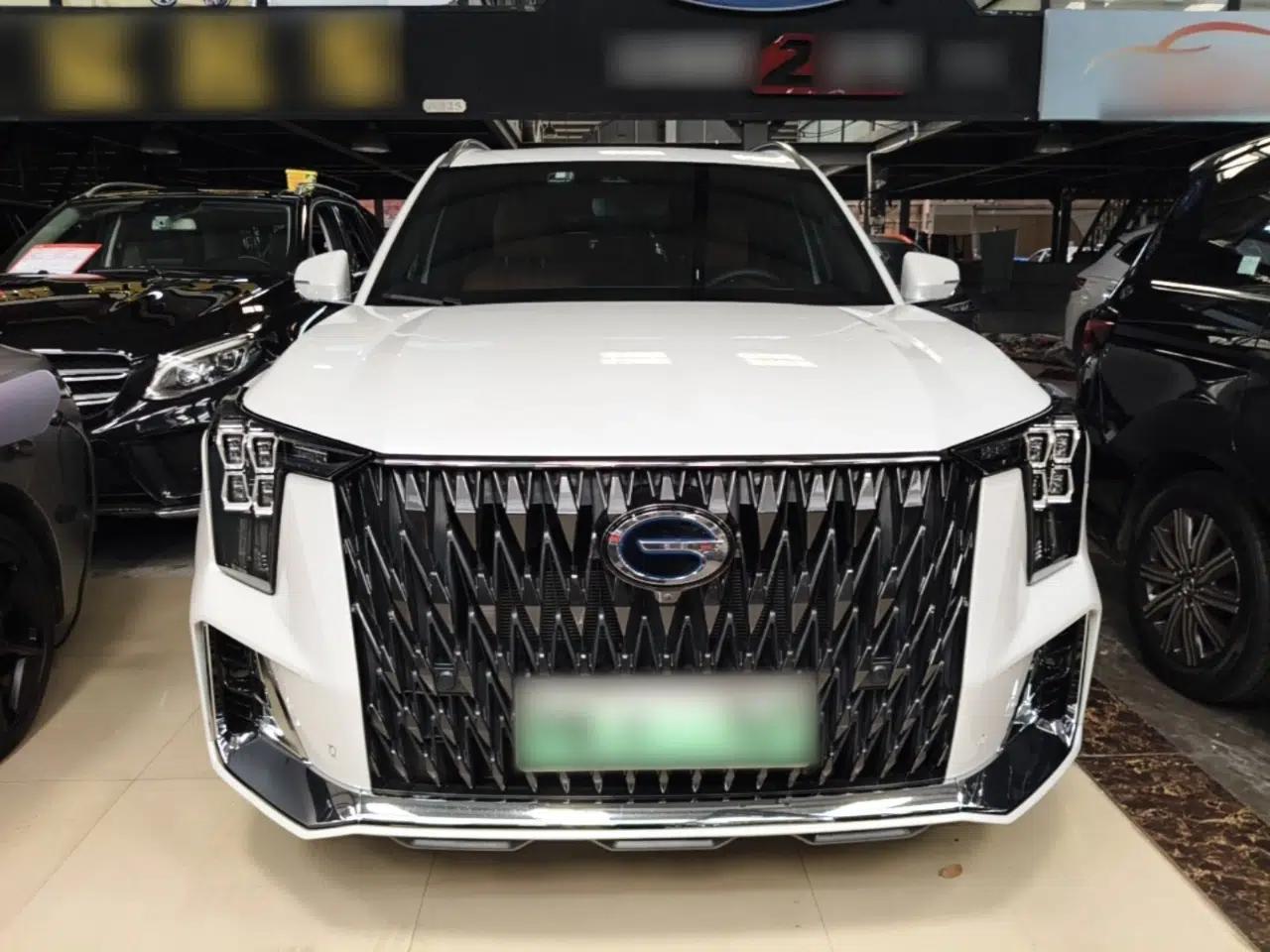 GAC Trumpchi ES9 2024 PHEV with 143 km Max — миниатюра 2