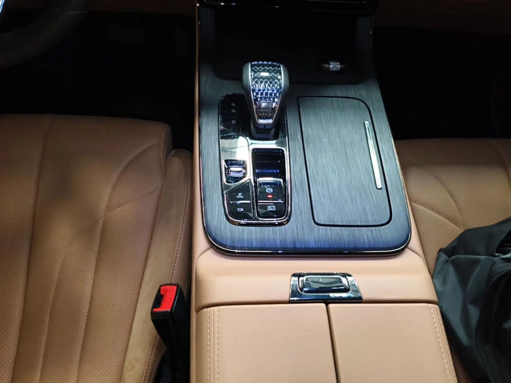 GAC Trumpchi ES9 2024 PHEV with 143 km Max — миниатюра 16