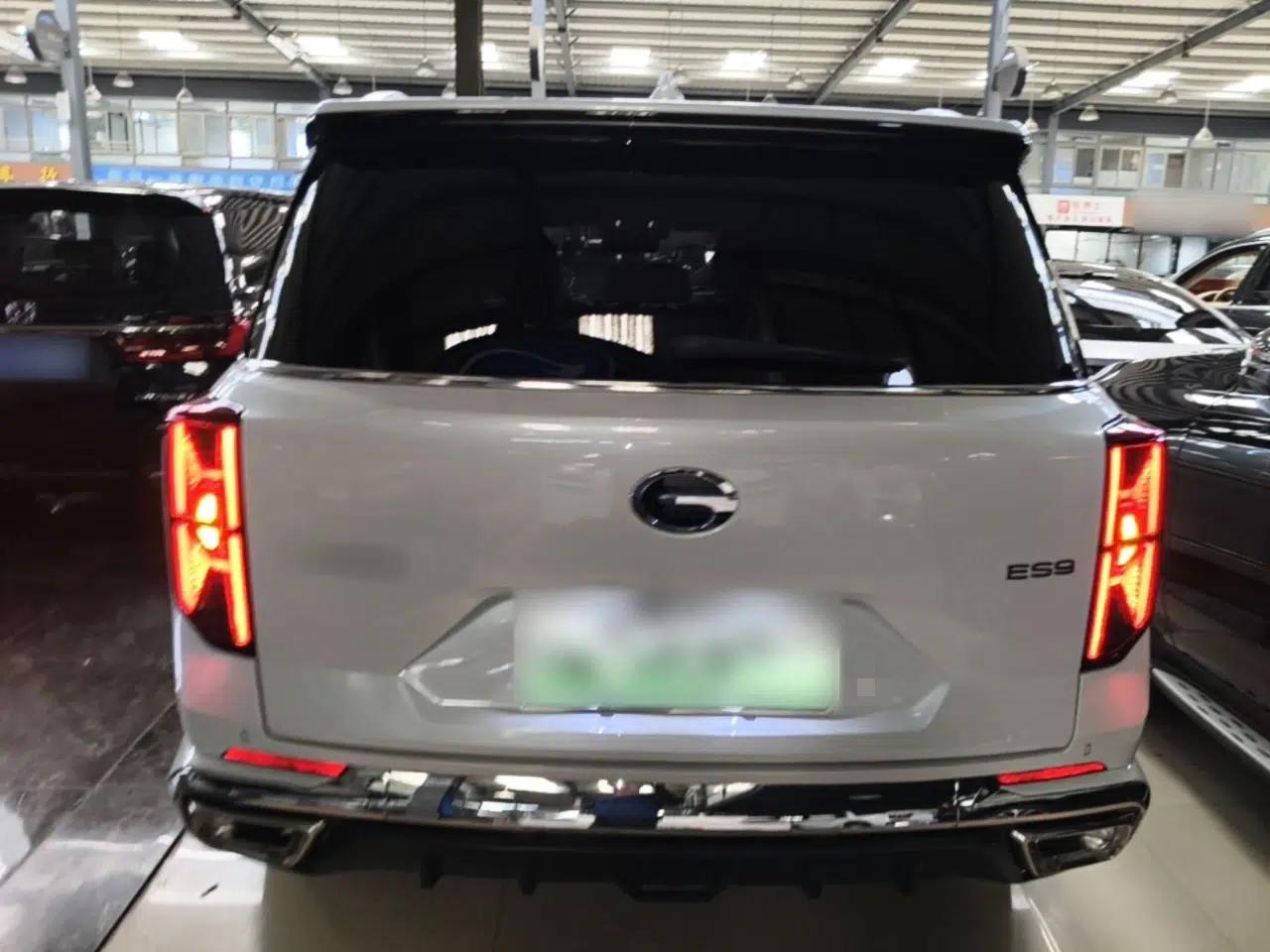 GAC Trumpchi ES9 2024 PHEV with 143 km Max — миниатюра 5