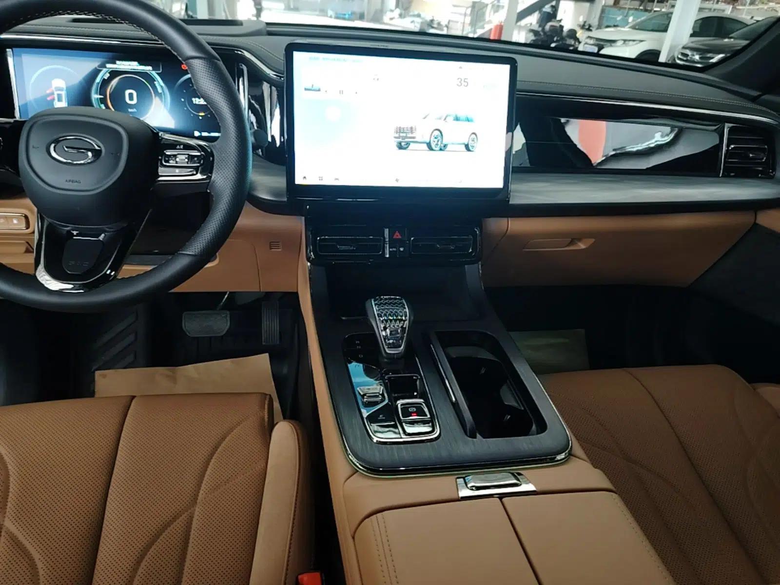 GAC Trumpchi ES9 2024 PHEV 143km Traveler Max — миниатюра 20