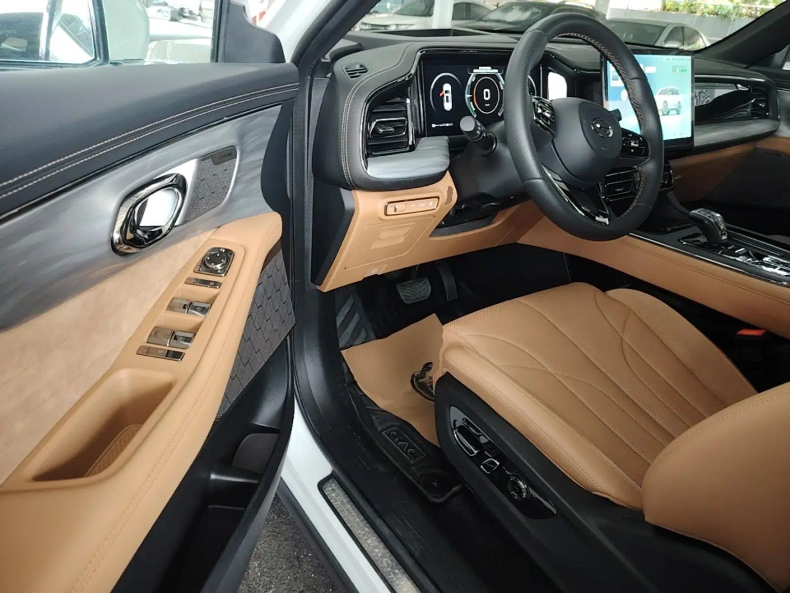 GAC Trumpchi ES9 2024 PHEV 143km Traveler Max — миниатюра 23