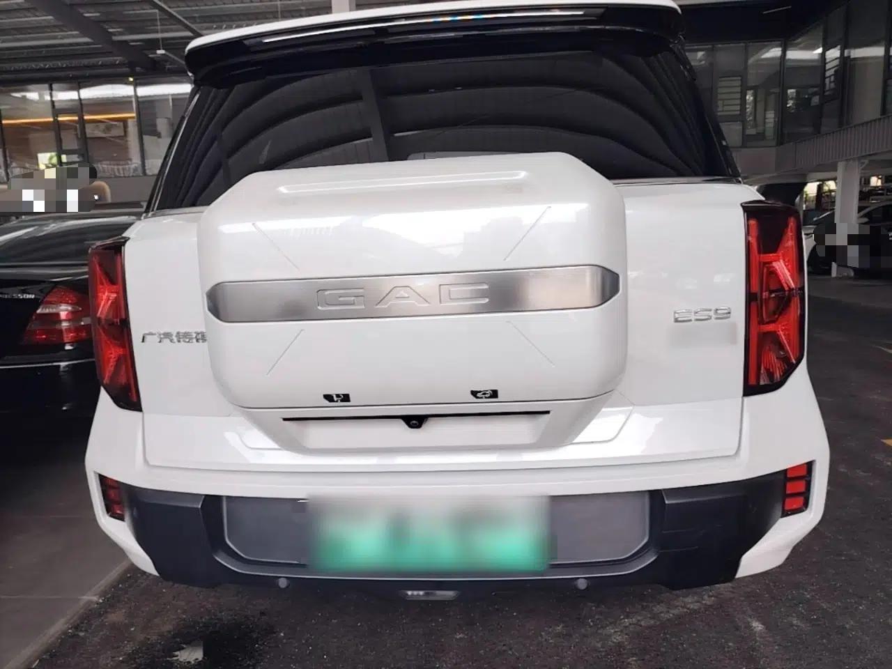GAC Trumpchi ES9 2024 PHEV 143km Traveler Max — миниатюра 5