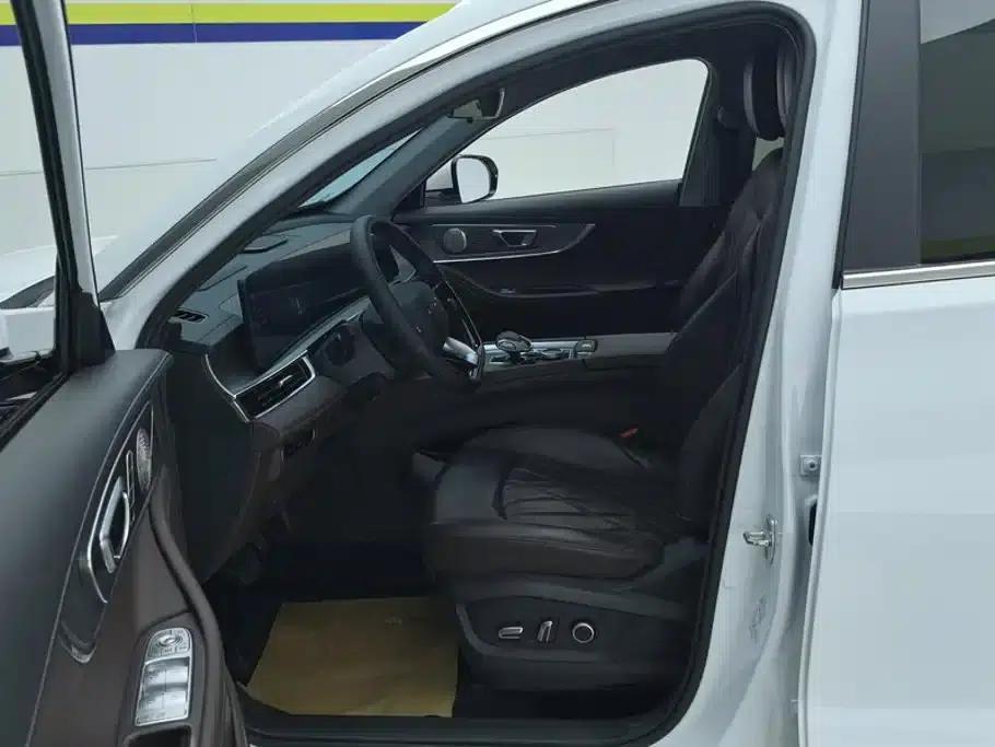 Chery Tiggo 8 PRO 2024 Champion Edition 290T 2WD Peak Edition 7-Seater — миниатюра 9