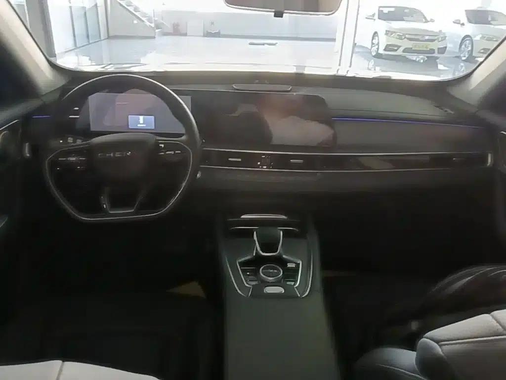 Chery Tiggo 8 PRO 2025 290T 2WD Luxury Edition — миниатюра 10
