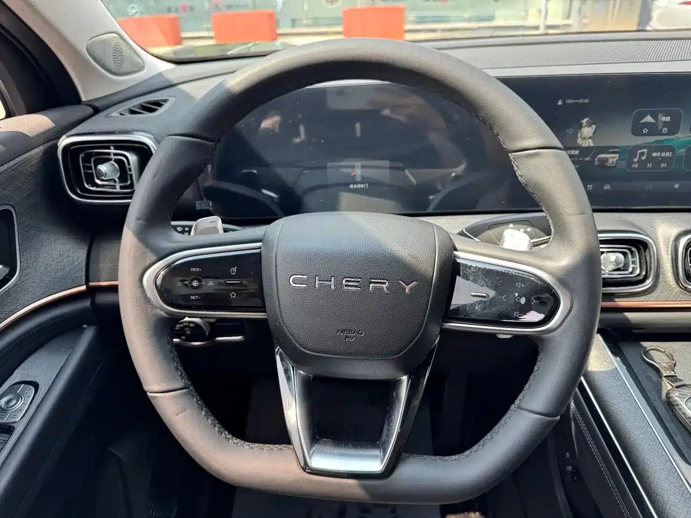 Chery Tiggo 9 2023 2.0T Dual-Clutch Two-Wheel Drive Luxury Edition 5-Seater — миниатюра 12