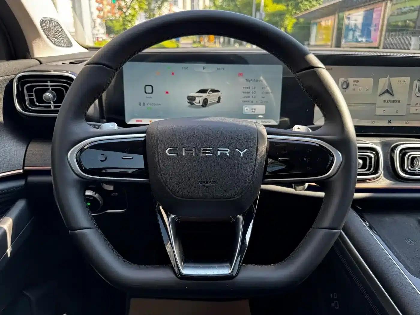 Chery Tiggo 9 2023 2.0T Dual-Clutch Two-Wheel Drive Luxury Edition 5-Seater — миниатюра 17