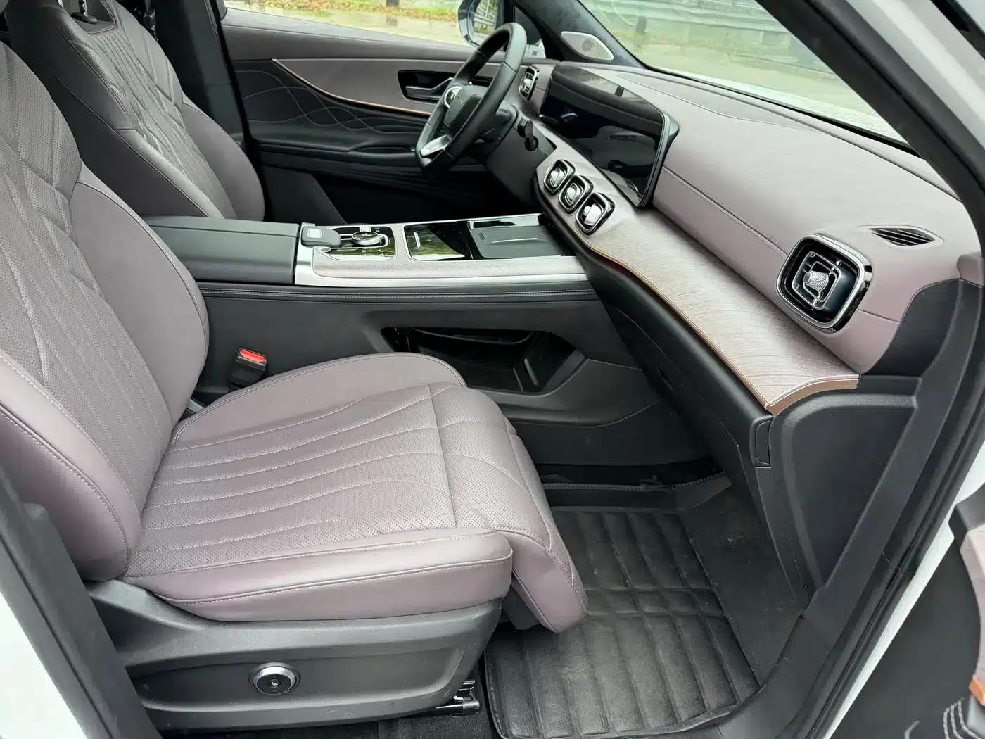Chery Tiggo 9 2025 2.0T Automatic 2WD Premium Edition 5-seater — миниатюра 10