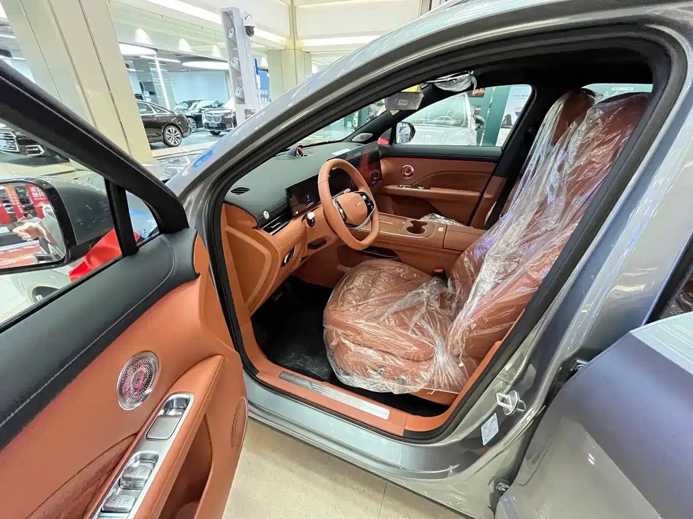 Chery Tiggo 9 2027 2.0T Dual-Clutch Two-Wheel Drive Luxury Edition — миниатюра 7