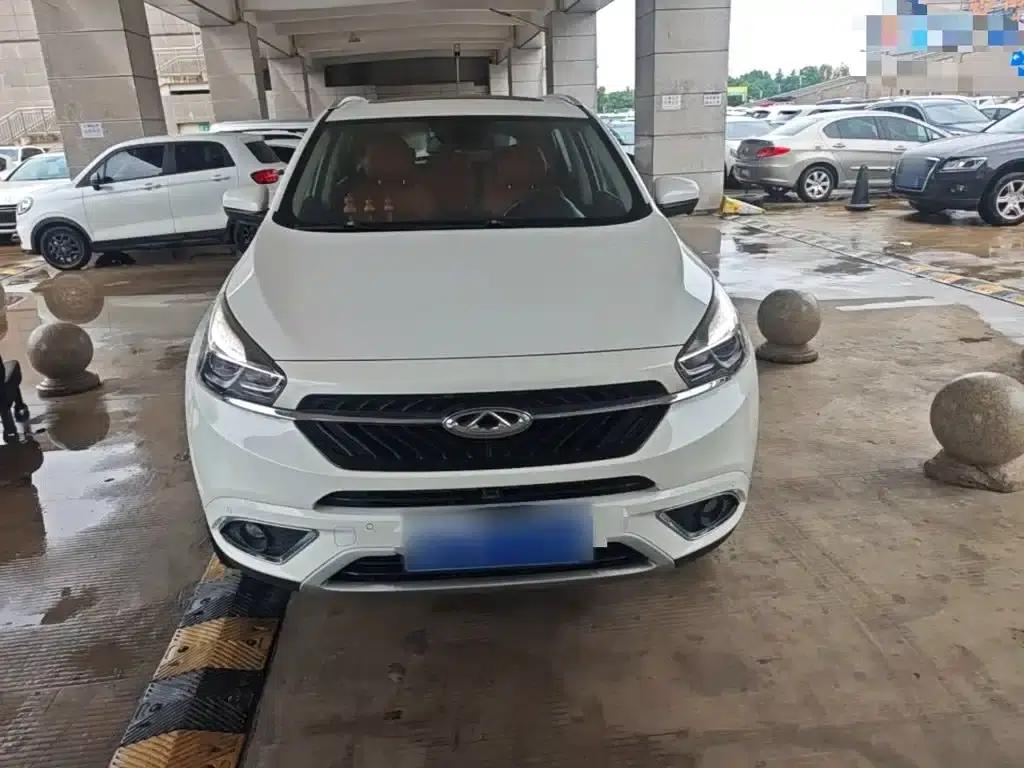 Chery Tiggo 7 2016 2.0L CVT Premium Edition — миниатюра 3